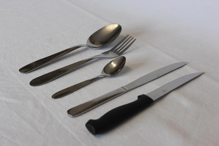 Louer des couverts pour réception Laval