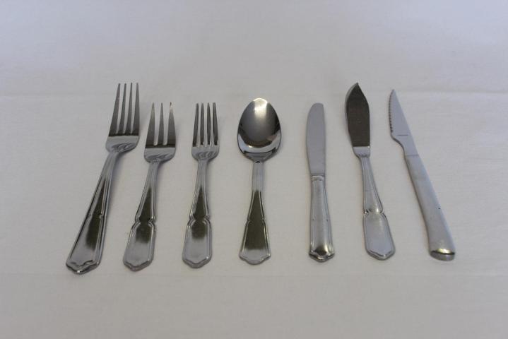 Louer des couverts pour réception Laval