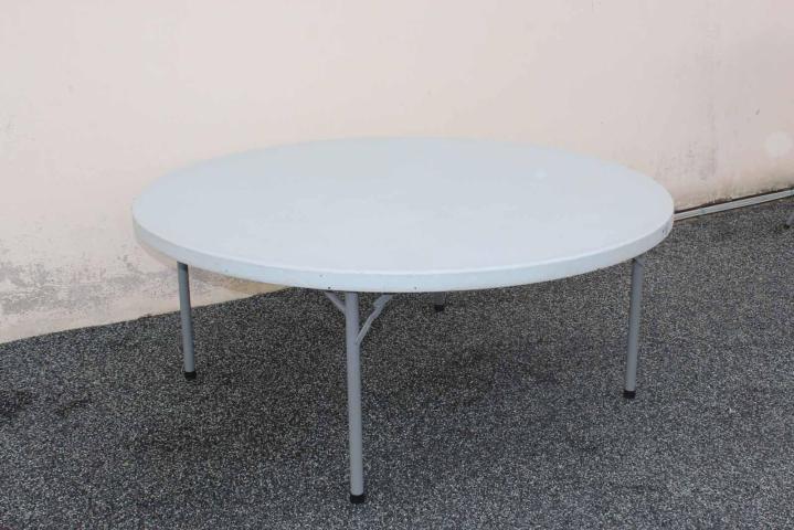 Mobilier de réception à louer Laval