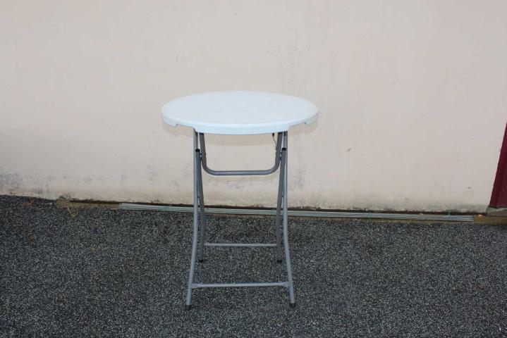 Location de mobilier de réception Laval