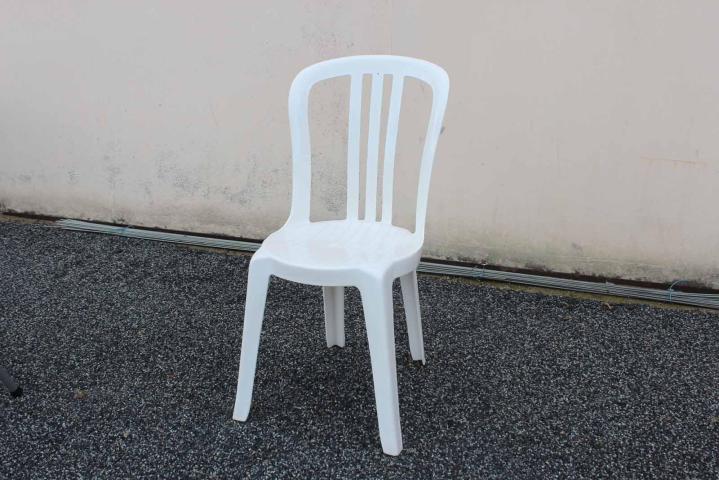 Location de mobilier de réception Laval