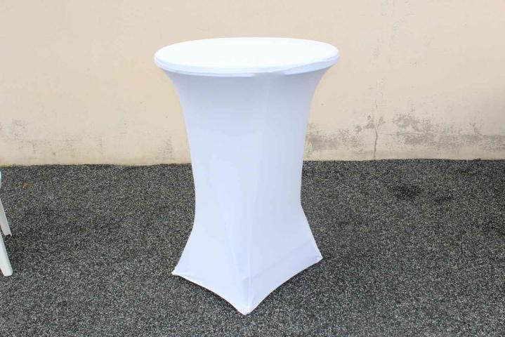 Mobilier de réception à louer Laval